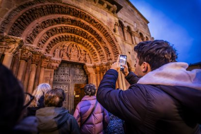 Turistas en la iglesia de Santo Domingo.