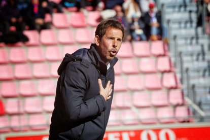 Aitor Calle en el transcurso del encuentro ante el Bergantiños.