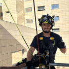 Sergio Muñoz, gimnasta olímpico en Pekín y Londres, es bombero en Madrid.