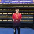 Hugo Sanz con la medalla de bronce lograda en Ibiza en la prueba individual.