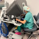 Un instante de una de las intervenciones con el robot Da Vinci.