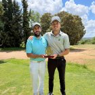 Los golfistas sorianos Daniel Berná y Raúl Pascual.