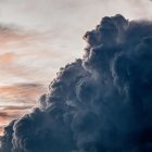 Impresionante imagen de la llegada de una tormenta a Soria este jueves.