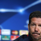 Diego Pablo Simeone, durante la rueda de prensa ofrecida este sábado en la ciudad deportiva del Atlético.-EFE / JUAN CARLOS HIDALGO