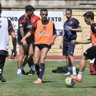 Julio Álvarez no fue titular el pasado sábado en Alcorcón y después de mucho tiempo comenzaba un partido desde el banquillo.-Diego Mayor