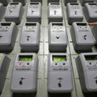 Los nuevos contadores eléctricos de consumo en un edificio de Barcelona.-