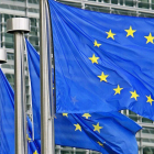 Banderas de la Unión Europea-REUTERS / YVES HERMAN