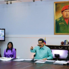 El presidente de Venezuela, Nicolás Maduro, en una reunión con su gabiente de salud.-AFP / VENEZUELAN PRESIDENCY