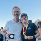 Marta Pérez y su entrenador Antonio Serrano tras conseguir el título de campeona de España en Nerja. Twitter