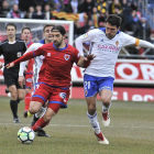 Zapater en uno de los dos partidos que el Zaragoza jugó la pasada temporada en Los Pajaritos.-Valentín Guisande