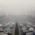 Una carretera de Pequín en una imagen de archivo.-ROLEX DELA PENA (EFE)