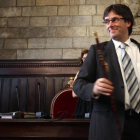 Carles Puigdemont, durante su toma de posesión como alcalde de Girona.-JOAN CASTRO