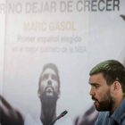 Marc Gasol, en su aparición ante los medios en Madrid.-Foto: EMILIO NARANJO / EFE