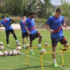 El delantero Jordi Sánchez, uno de los refuerzos de este verano, durante un entrenamiento.-VALENTÍN GUISANDE