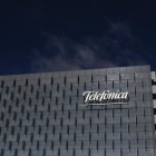 Fachada de la sede de Telefónica en Madrid.-REUTERS / JUAN MEDINA