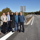 El director de Carreteras, Jesús Puerta, junto a Yolanda de Gregorio y los alcaldes.-HDS