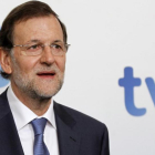 El presidente de España, Mariano Rajoy, antes de una entrevista en TVE, en septiembre del 2012-/ SUSANA VERA (REUTERS)