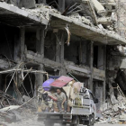 Un edificio destruido cerca de Damasco.-HASSAN AMMAR
