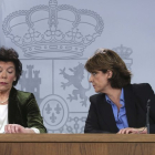 Rueda de prensa posterior al Consejo de Ministros, con Isabel Celaa (izquierda) y Dolores Delgado.-