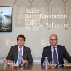 El alcalde de Salamanca, Alfonso Fernández Mañueco, y el presidente de la Diputación Provincial, Javier Iglesias, presentan la colaboración entre ambas instituciones para la celebración de la Feria Salamaq 2016.-ICAL