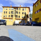 La zona azul cuenta con 708 plazas de aparcamiento en la capital. / VALENTÍN GUISANDE-