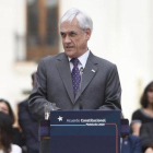 El presidente de Chile, Sebastián Piñera, pronuncia un discurso en La Moneda el pasado 23 de diciembre.-EFE