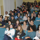 Un centenar de personas asistió ayer a la primera asamblea de Podemos Soria. / VALENTÍN GUISANDE-