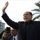 Silvio Berlusconi en Cerdeña.-AP / FABIO MURRU