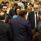 Torrent, a la izquierda, el 27 de octubre, cuando aún era un actor secundario de la política catalana.-/ JULIO CARBÓ