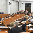 Los senadores en el momento de votar la plolémica ley.-/ EFE / RADEK PIETRUSZKA