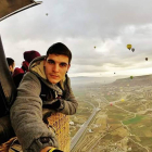 Guillermo Navas Ferrer en un viaje en globo por la región turca de la Capadocia.-