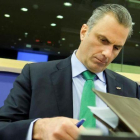 El secretario general del partido ultraderechista VOX,  Javier Ortega Smith, el pasado miércoles en el Parlamento Europeo.-EFE / OLIVIER HOSLET