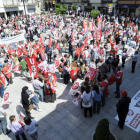Imagen de la concentración celebrada el sábado en San Leonardo contra los despidos de Puertas Norma. / ÚRSULA SIERRA-