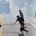 Las protestas indígenas en Colombia se han tornado violentas.-EFE