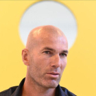 Zinedine Zidane, durante la conferencia que ha ofrecido este lunes en Lausanne.-AFP / ALAIN GROSCLAUDE