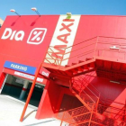 Un supermercado Dia Maxi.-