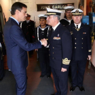 FERNANDO CALVO (MONCLOA)-Sánchez en el portaaviones Juan Carlos I, en la Base Naval de Rota.
