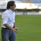 Anquela quiere que el Numancia no baje la intensidad en los partidos. / Diego Mayor-