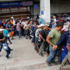 Cientos de migrantes centromareicanos a su paso por la ciudad de Queretaro Mexico.-EFE JAQUELINE LOPEZ