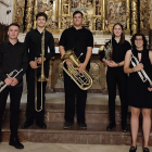 Componentes del quinteto que actuó en la Catedral de El Burgo.-ANA HERNANDO
