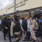 La prisión de Topo Chico en México custodiada por guardias.-AFP