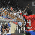 Sunny celebra el gol de la victoria. / D. Mayor-