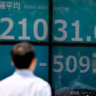 Los descensos se reflejan en la Bolsa de Tokio.-