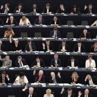 El pleno del Parlamento Europeo vota en la sesión de hoy miércoles.-AFP / FREDERICK FLORIN