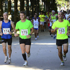 Varios corredores durante la edición del año pasado de la Media Maratón de Soria. / ÁLVARO MARTÍNEZ-