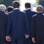 La premier británica Theresa May llega al lugar donde se realiza la foto de familia de la cumbre de la UE en Salzburgo, el 20 de septiembre del 2018.-LISI NIELSEN