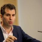 El portavoz del Grupo Parlamentario Socialista, Luis Tudanca, comparece en rueda de prensa para valorar el proyecto de Presupuestos Generales de Castilla y León en 2016-Ical