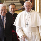 El Papa Francisco y el presidente palestino Mahmoud Abás, en el Vaticano.-ANSA / GIUSEPPE LAMI
