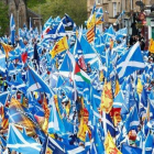 Manifestación en Glasgow para la convocatoria de un segundo referéndum de independencia en Escocia.-ROBERT PERRY (EFE)