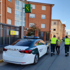 La Guardia Civil detiene a un hombre en Carrizo de la Ribera sin puntos en el permiso de conducir tras intentar huir de la Guardia Civil cruzando el río Órbigo. ICAL